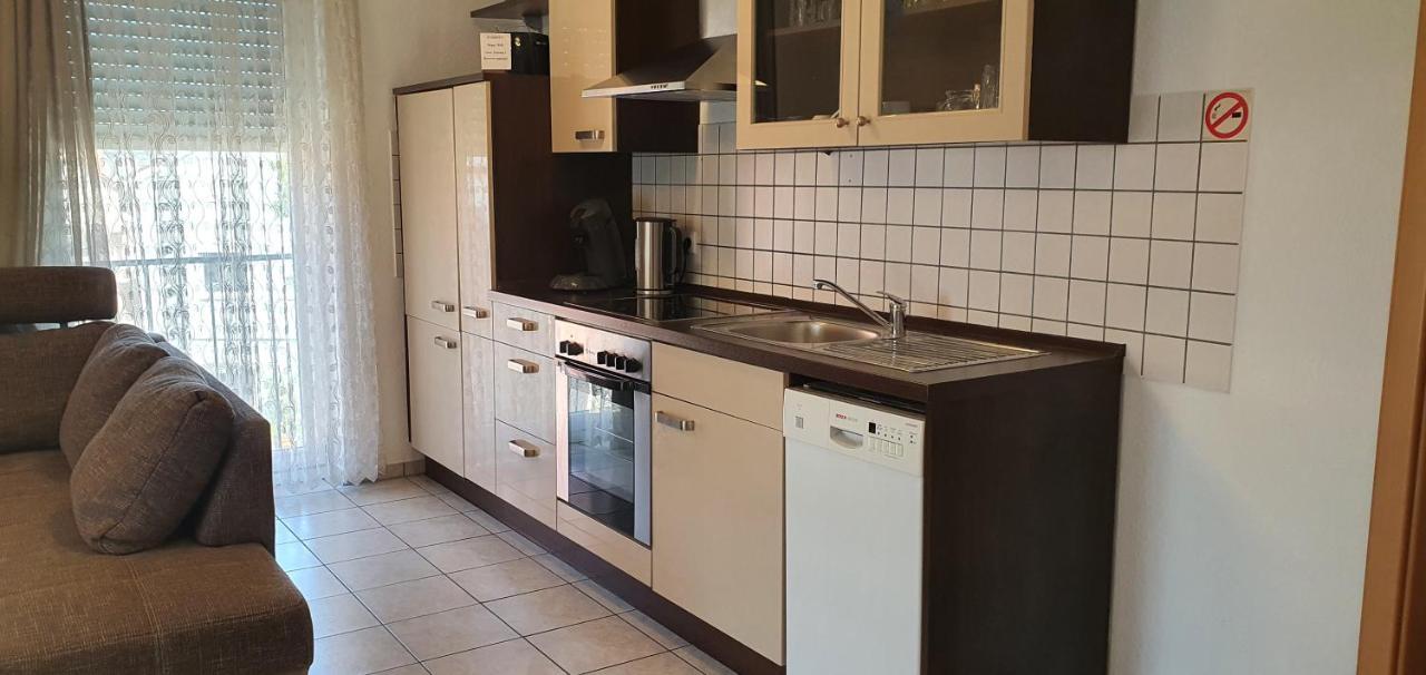 מצינגן Outletcity Ferienwohnung 2 מראה חיצוני תמונה